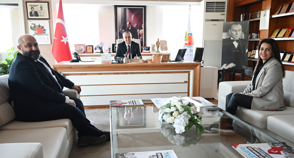 BAŞKANA KIZILAY ZİYARETİ.