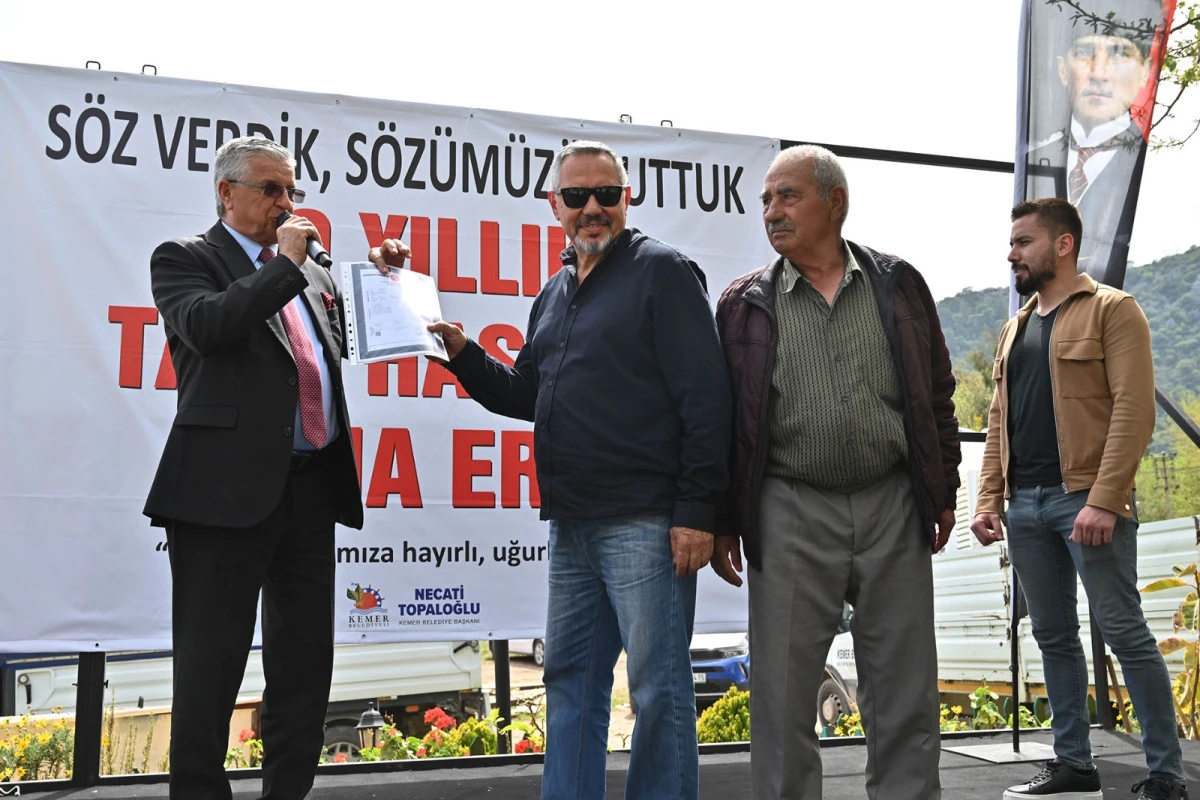 &Ccedil;ıralı&rsquo;da vatandaşlar tapularına kavuşmaya başladı