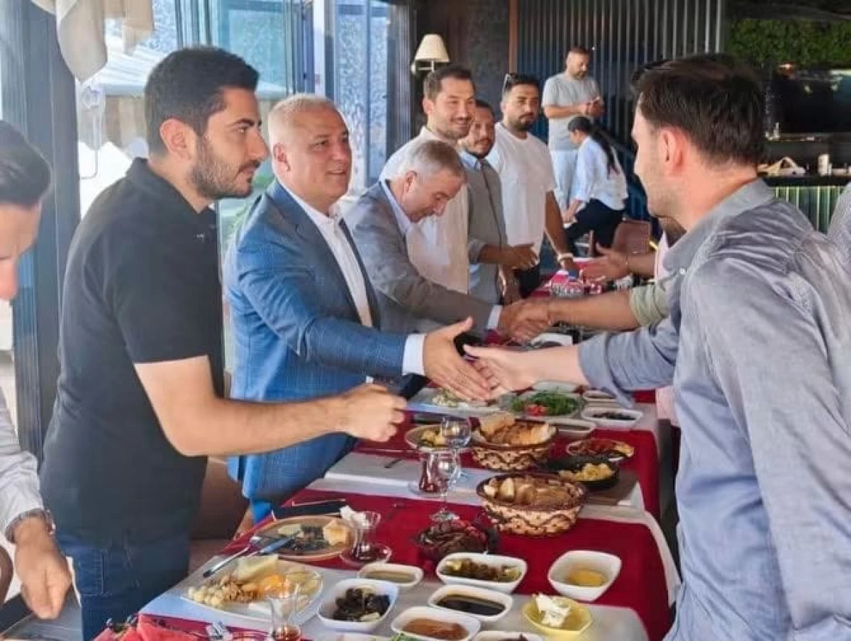 Erdem&rsquo;den &ldquo;&Ccedil;atı&rdquo; &ouml;nerisi