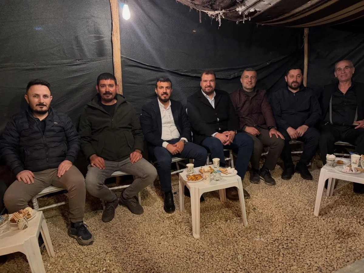 H&uuml;seyin Kara&rsquo;dan G&ouml;vde G&ouml;sterisi...!