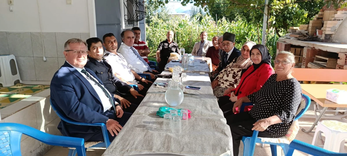 KAYMAKAM ÜÇÜNCÜ, KIBRIS GAZİSİ ZÜHTÜ ÇAMUR VE MEHMET YORULMAZ’I EVLERİNDE ZİYARET ETTİ