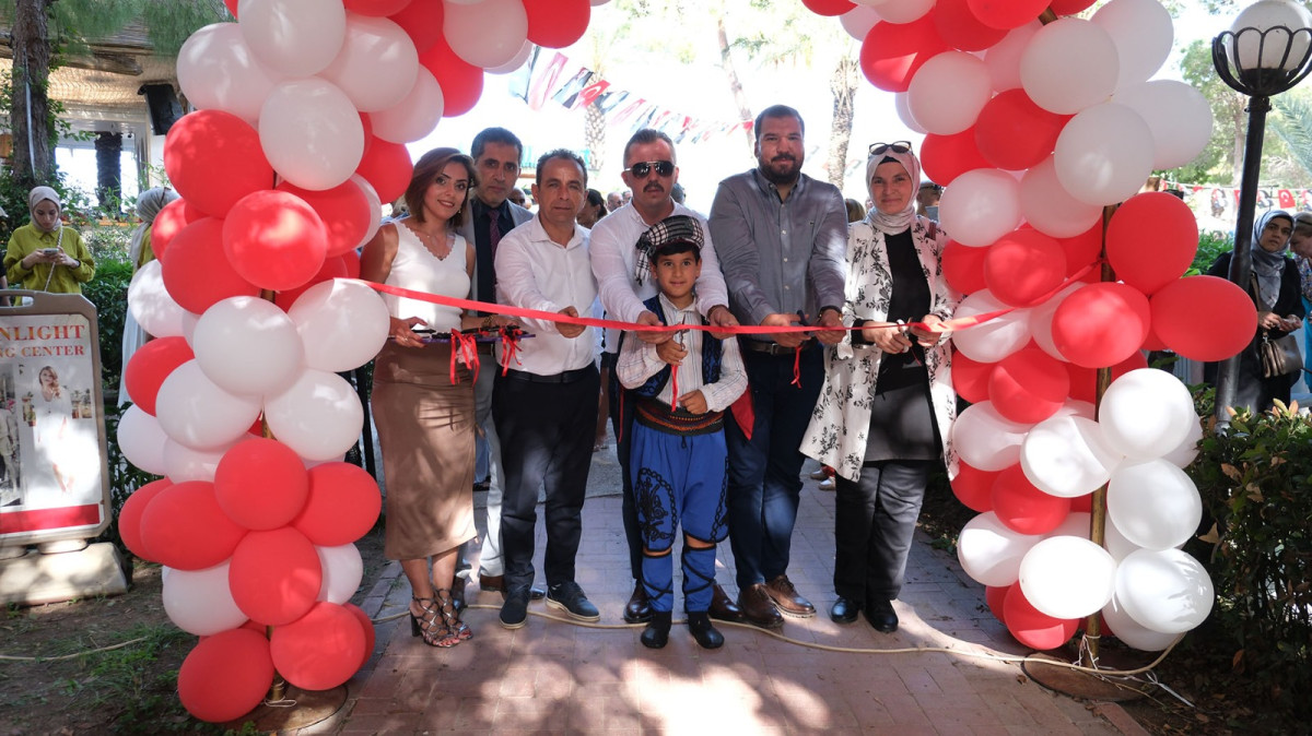 Kemer Halk Eğitim Merkezi’nden yıl sonu sergisi