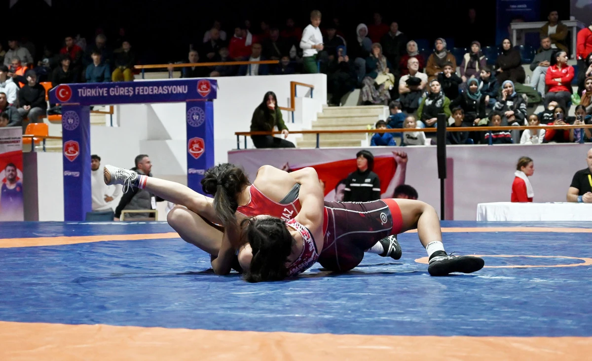 Kemer&rsquo;de g&uuml;reş heyecanı