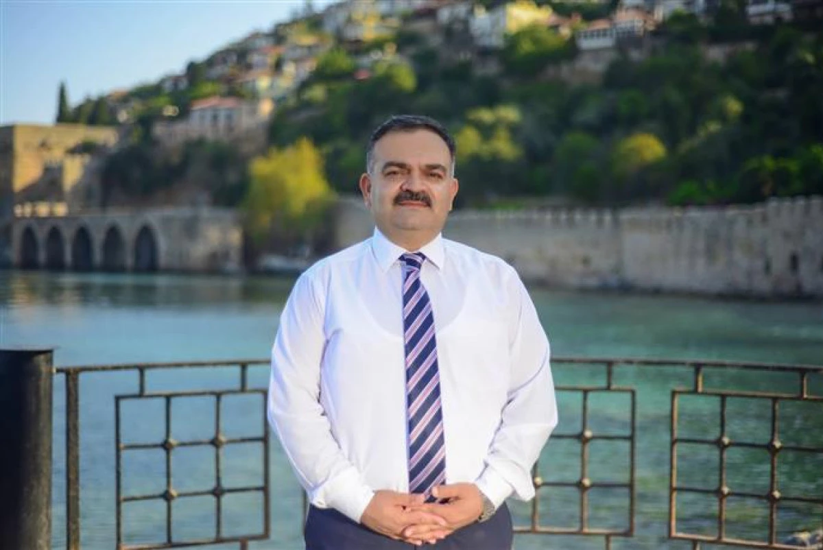 MUSTAFA TUNA: &ldquo;ULAŞIMDA KAYBEDİLEN ZAMAN, ALANYA EKONOMİSİNİN KAYBIDIR&rdquo;
