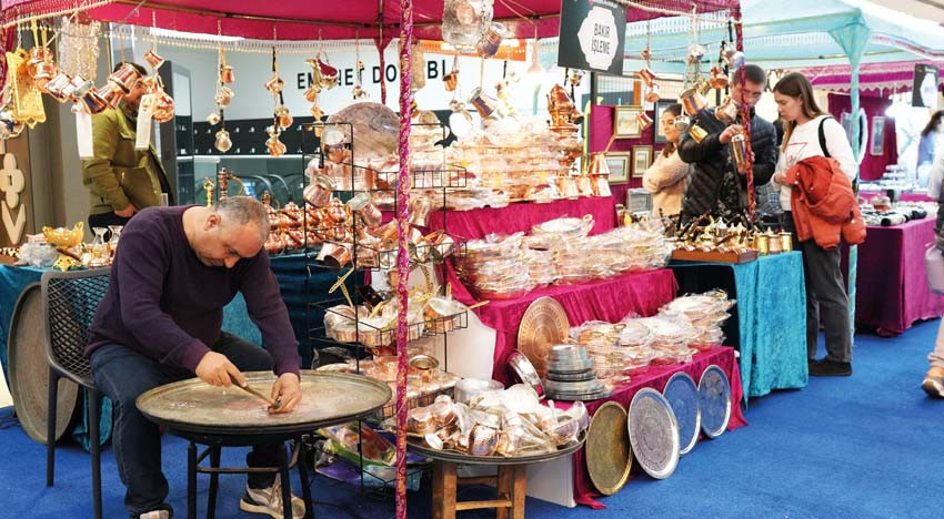 SANAT SOKAĞI İLE UNUTULMAYA YÜZ TUTMUŞ SANATLAR GÜN IŞIĞINA ÇIKIYOR